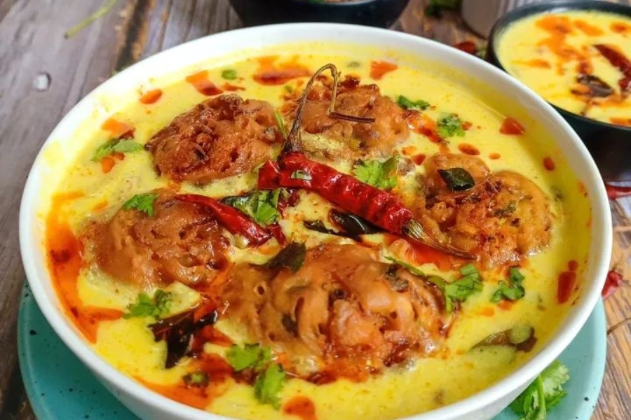 Karhi Pakora